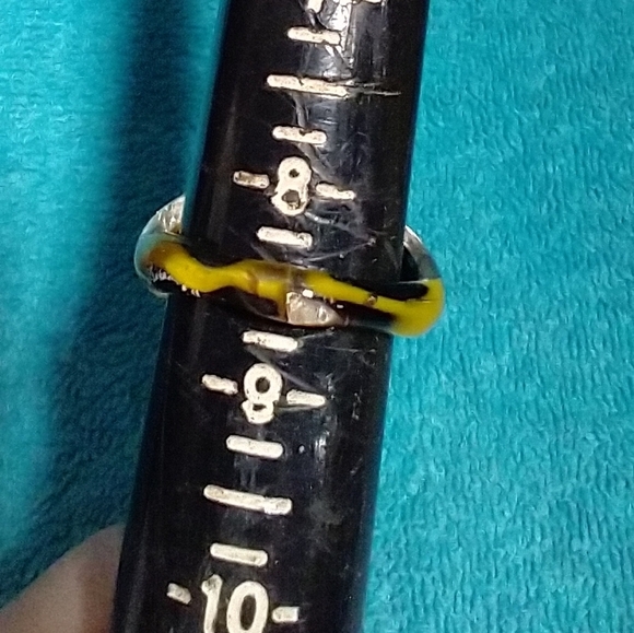 Yellow Red and Silver Glitter Glass Ring - Picture 2 of 4